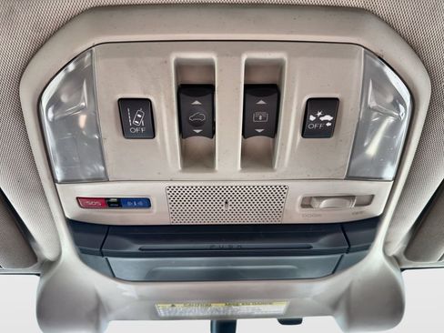 Used 2019 Subaru Ascent Touring AWD/4WD image 24
