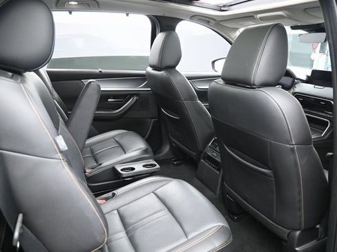 Used 2024 MAZDA CX-90 Plug-In Hybrid w/ Premium Pkg image 36