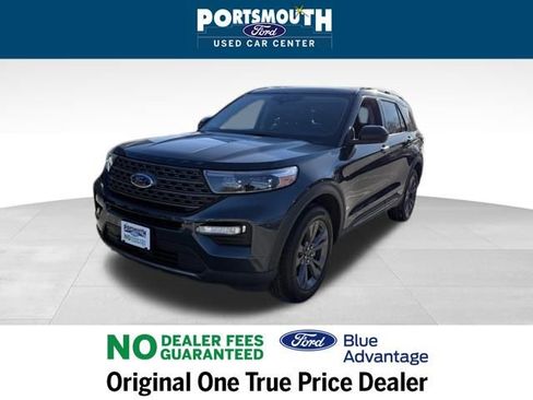 Certified 2022 Ford Explorer XLT w/ Equipment Group 202A image 16