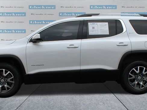 Used 2023 GMC Acadia SLT w/ Preferred Package image 9