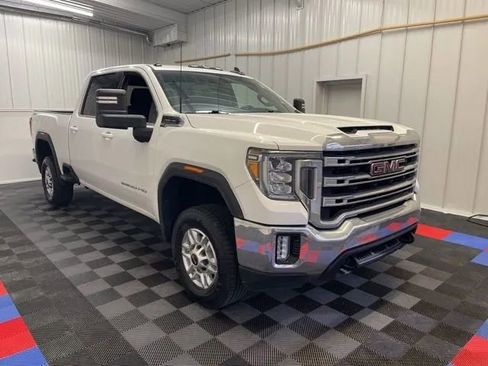 Used 2021 GMC Sierra 2500 SLE w/ X31 Off-Road Package image 2
