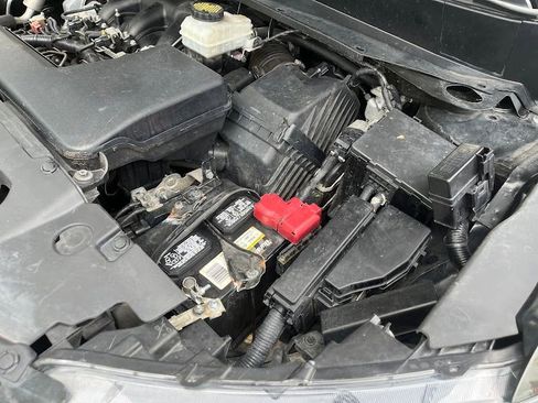 Used 2017 Nissan Pathfinder S AWD/4WD image 27