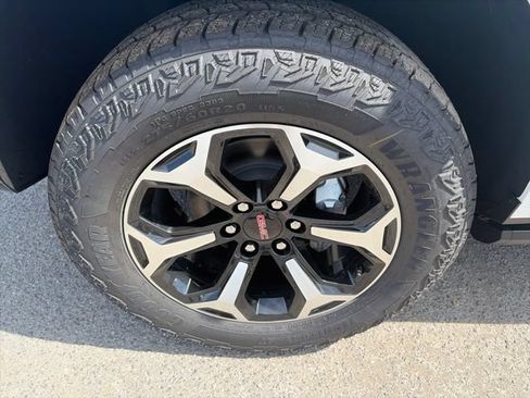 New 2026 GMC Yukon XL AT4 w/ AT4 Premium Package AWD/4WD image 10