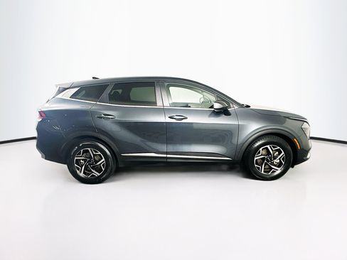 Used 2025 Kia Sportage LX FWD image 10