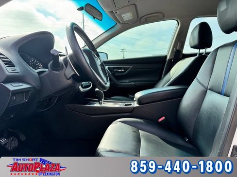 Used 2018 Nissan Altima 2.5 SR w/ SR Midnight Edition FWD image 19