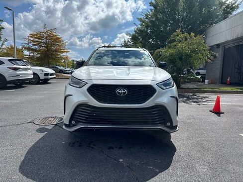 Used 2021 Toyota Highlander XSE AWD/4WD image 8