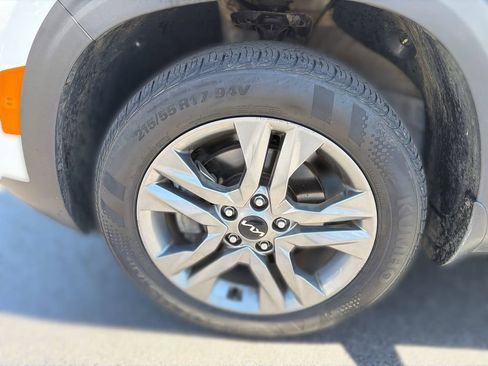 Certified 2023 Kia Seltos S AWD/4WD image 6