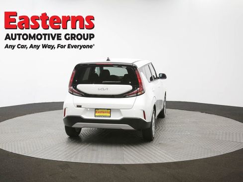 Used 2025 Kia Soul LX w/ LX Technology Package image 36