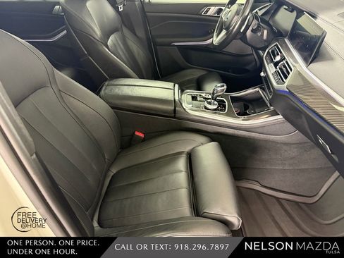 Used 2022 BMW X5 M50i w/ Executive Package image 44