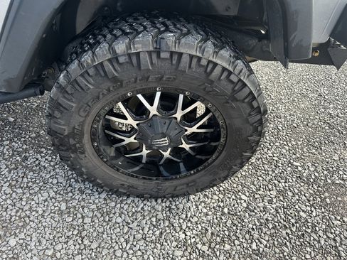 Used 2014 Jeep Wrangler Sport w/ Connectivity Group image 19