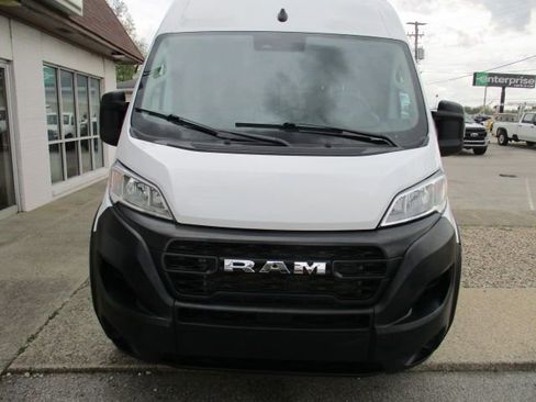 Used 2023 RAM ProMaster 2500 FWD image 2