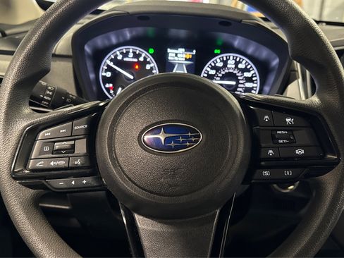 Used 2024 Subaru Crosstrek 2.0i Premium image 21