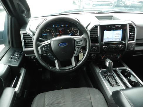 Used 2017 Ford F150 XLT w/ Equipment Group 302A Luxury AWD/4WD image 9