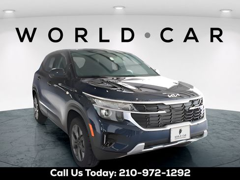 Certified 2026 Kia Seltos LX AWD/4WD image 1