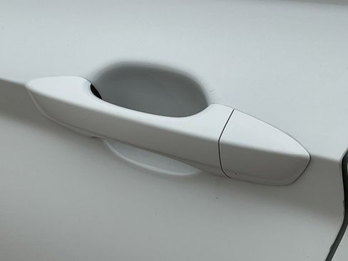 Used 2025 Volkswagen Jetta Sport image 10