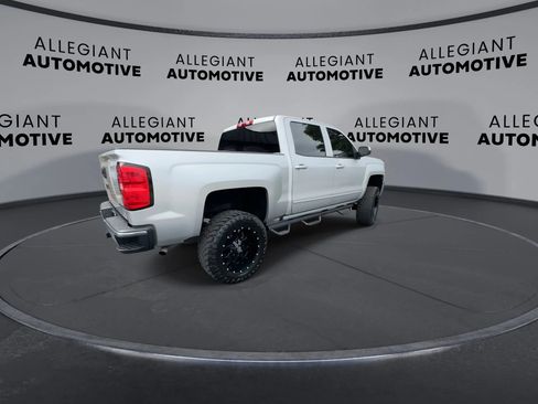 Used 2018 Chevrolet Silverado 1500 LT w/ True North Edition AWD/4WD image 4