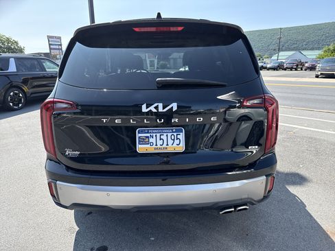 Certified 2025 Kia Telluride S AWD/4WD image 4
