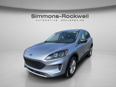 Used 2022 Ford Escape SE w/ Convenience Package