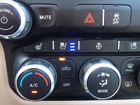 Used 2020 RAM 2500 Laramie AWD/4WD image 21