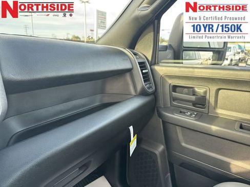 New 2026 RAM 2500 Tradesman w/ Chrome Appearance Group image 25