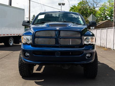 Used 2005 Dodge Ram 2500 Truck SLT AWD/4WD image 2