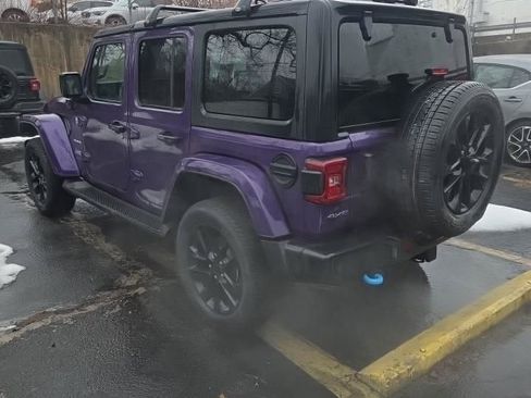 Used 2023 Jeep Wrangler Unlimited Sahara w/ Cold Weather Group image 2