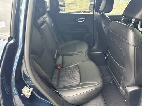 New 2026 Jeep Compass Latitude AWD/4WD image 10