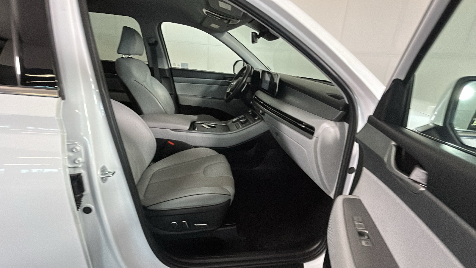 Used 2025 Hyundai Palisade SEL AWD/4WD image 34