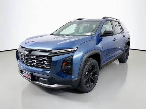 New 2026 Chevrolet Equinox LT w/ Midnight Edition FWD image 3