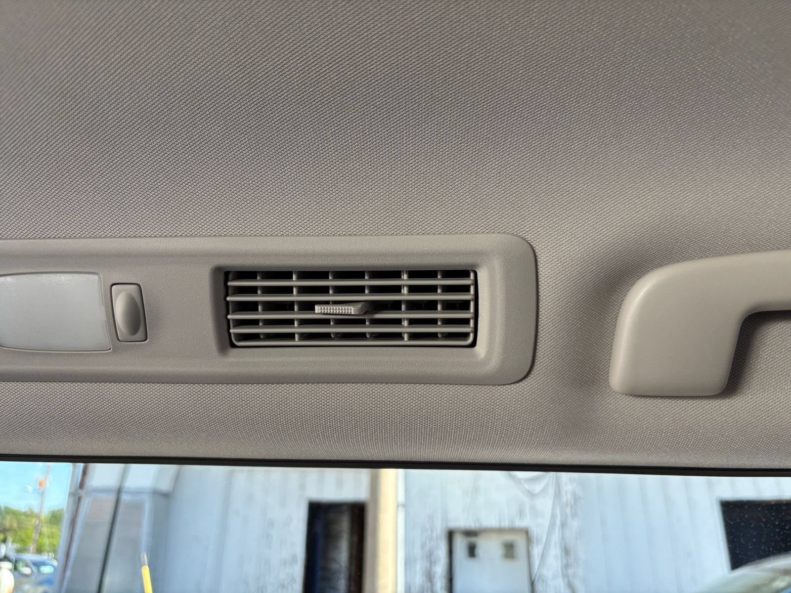 Used 2026 Nissan Pathfinder SV FWD image 24