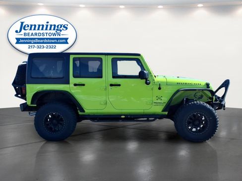 Used 2016 Jeep Wrangler Unlimited Rubicon w/ Connectivity Group image 7