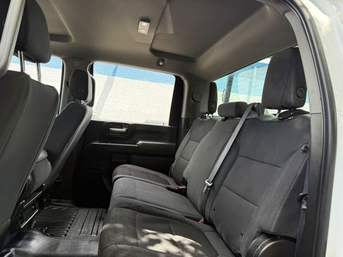 Used 2021 Chevrolet Silverado 2500 W/T AWD/4WD image 33