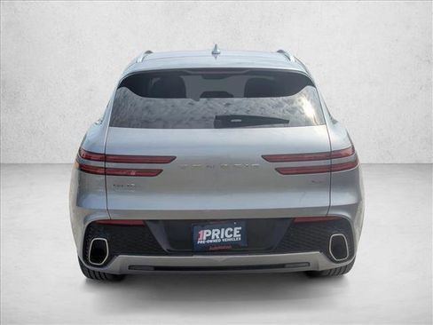 Used 2025 Genesis GV70 2.5T AWD/4WD image 6