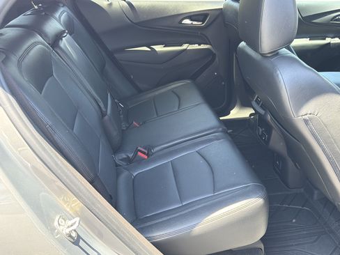 Used 2018 Chevrolet Equinox LT FWD image 15