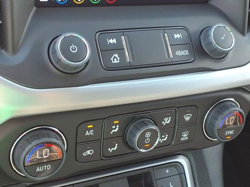 Used 2023 GMC Acadia SLE w/ Driver Convenience Package image 25