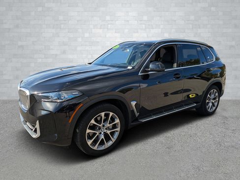 Used 2025 BMW X5 xDrive40i image 9