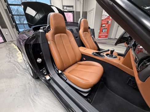 Used 2007 MAZDA MX-5 Miata Grand Touring image 7