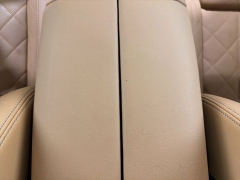 Certified 2024 BMW X7 xDrive40i w/ Premium Package image 45