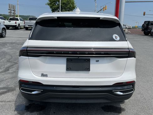 Used 2026 Lincoln Nautilus Premier w/ Equipment Group 102A AWD/4WD image 6