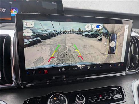 New 2025 Ford Expedition Platinum w/ Driver's Package image 12