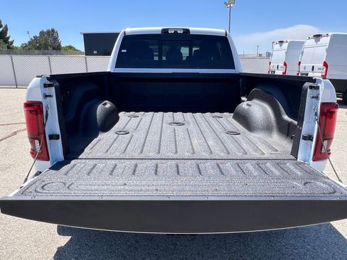 New 2026 RAM 3500 Laramie AWD/4WD image 16