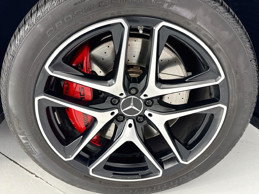 Used 2025 Mercedes-Benz GLE 63 AMG S image 31