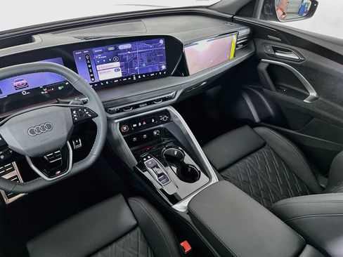 New 2026 Audi SQ5 Prestige AWD/4WD image 21