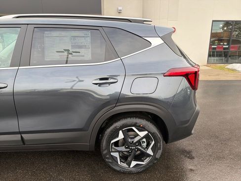 New 2026 Kia Seltos EX AWD/4WD image 10