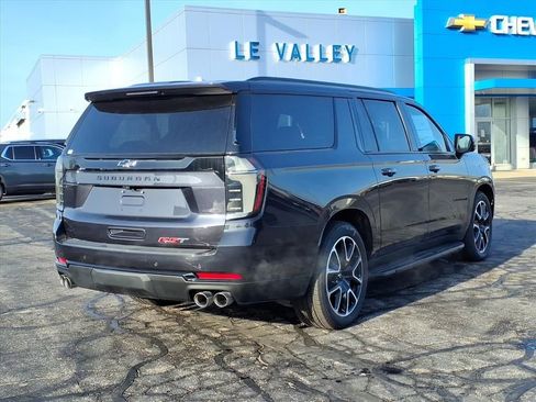 New 2026 Chevrolet Suburban RST w/ RST Capability Package image 14