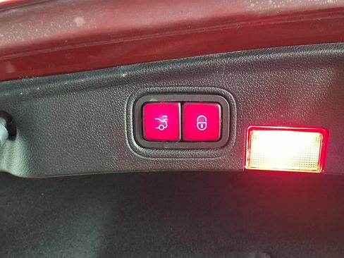 Used 2019 Mercedes-Benz C 300 Coupe image 13