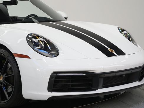 Used 2020 Porsche 911 Carrera image 38