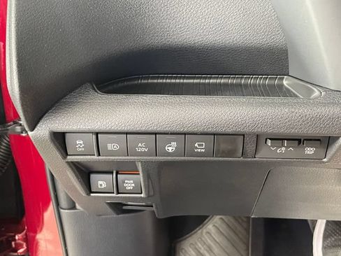 New 2026 Toyota Sienna Platinum AWD/4WD image 12