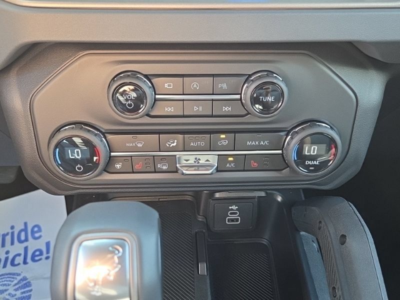 New 2026 Ford Bronco Outer Banks w/ Sasquatch Package AWD/4WD image 37