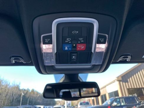 Used 2020 RAM 1500 Limited w/ Off-Road Group image 20